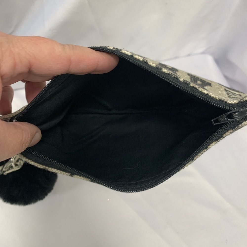 Canvas Wristlet Makeup Bag Black & White with City Names Fully Lined with Zipper - Picture 7 of 10